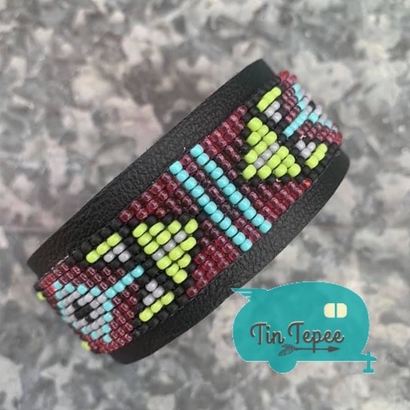 Handmade Native Beaded Cuff Bracelet - Picture 1 of 1